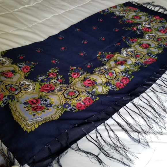 Scarf Wrap Traditional Ukrainian Polish Russian - Picture 2 of 7